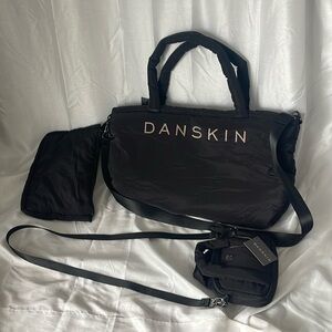 Danskin NWT Large Med Small Trio Puffy bags with storage.